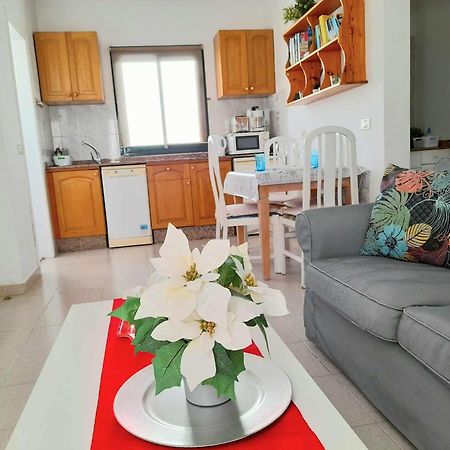 Apartment Vincent, Cozy And Sunny Over The Rooftops Пуерто дел Кармен Екстериор снимка